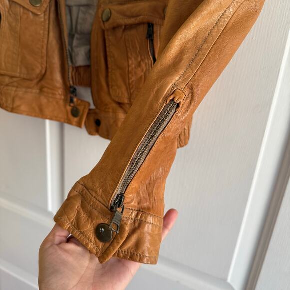 Vintage Banana Republic Genuine Leather Tan Bomber Moto Jacket Size Medium Soft - Picture 4 of 9